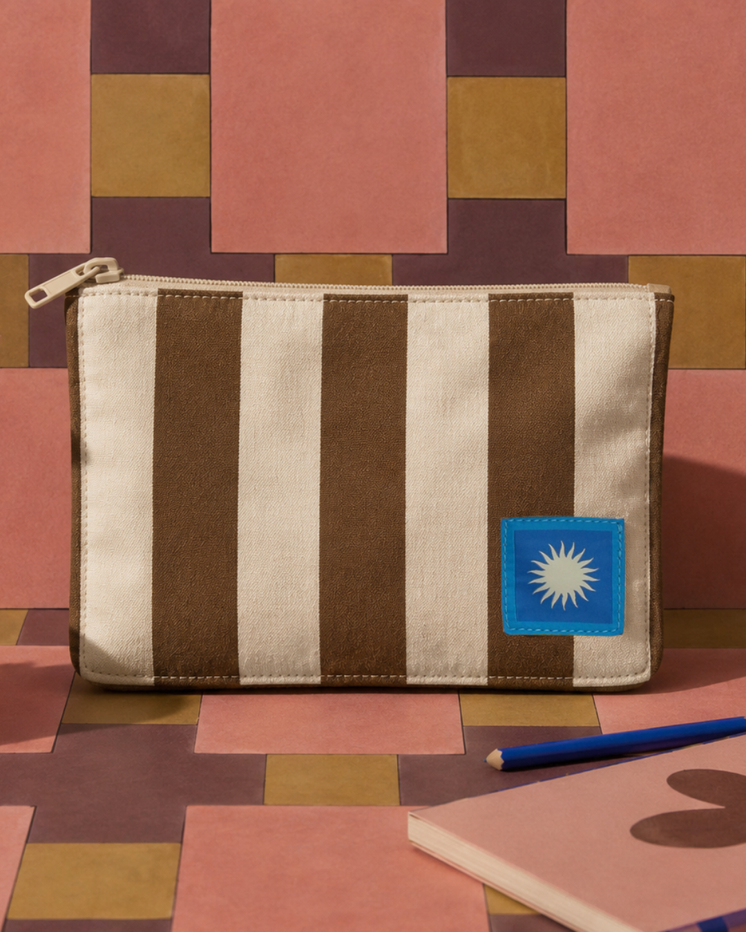 The Signature Pouch