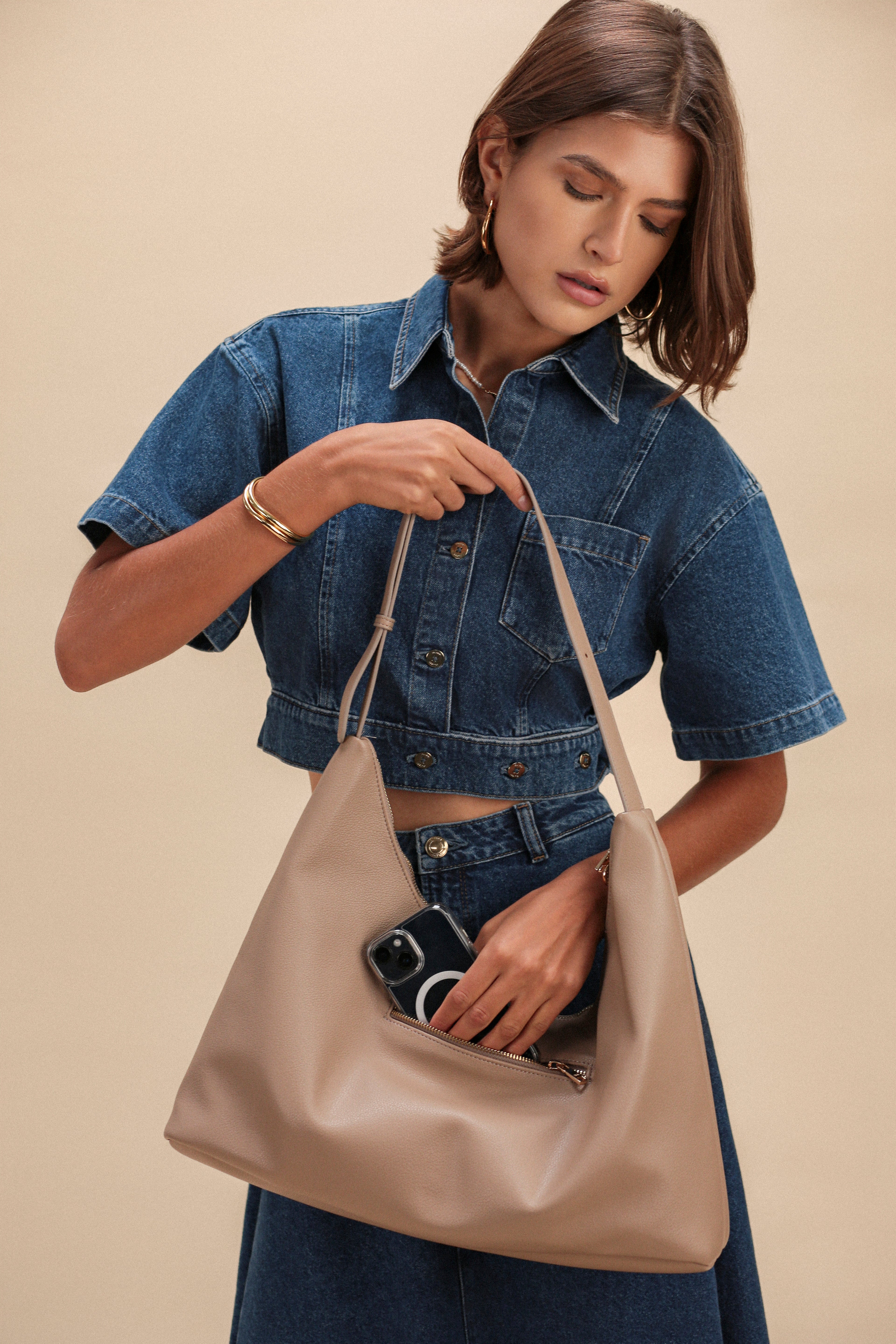 Triangle Bag – Taupe Pebble