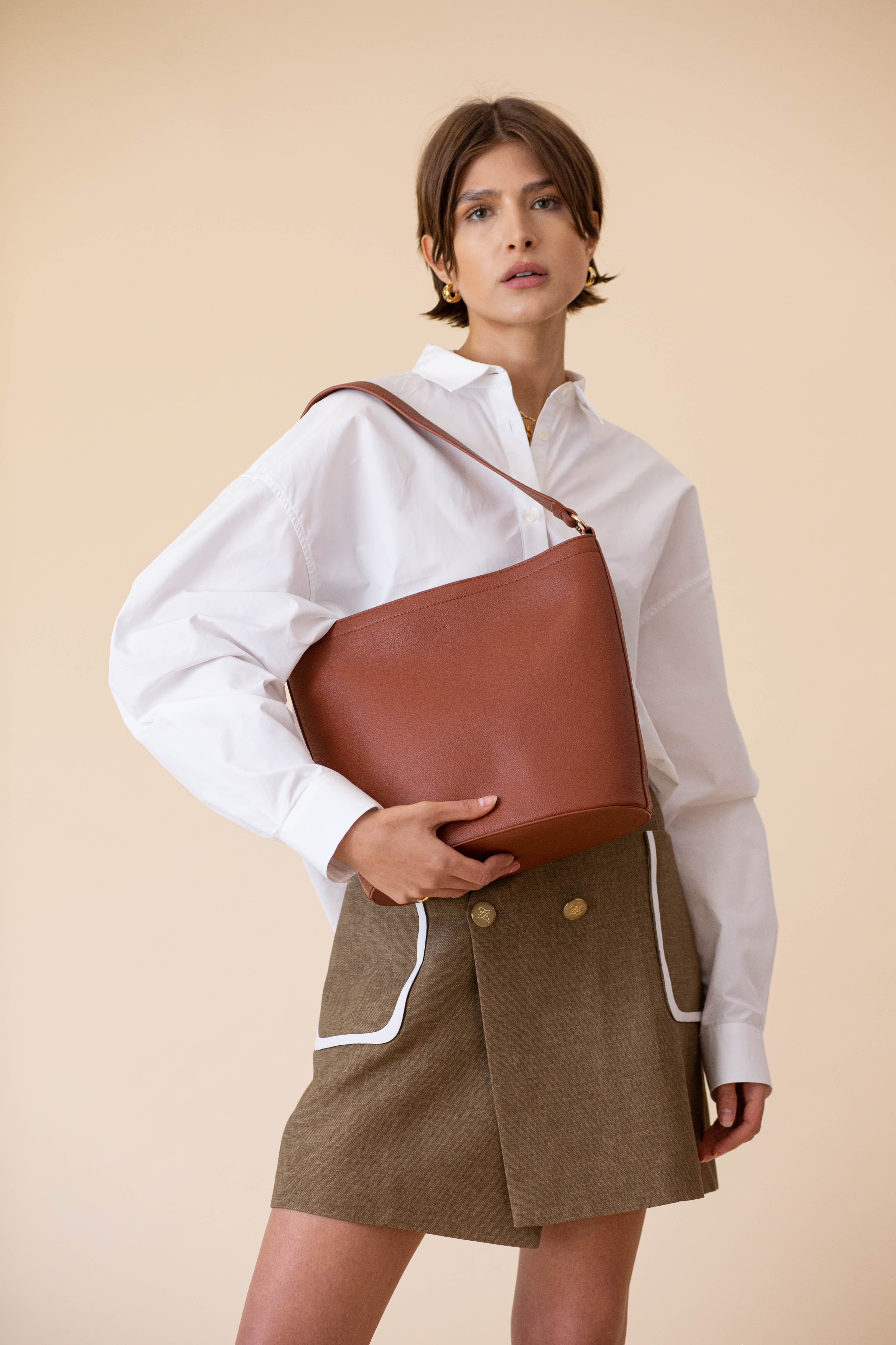 Mia Bucket Bag - Walnut Pebble