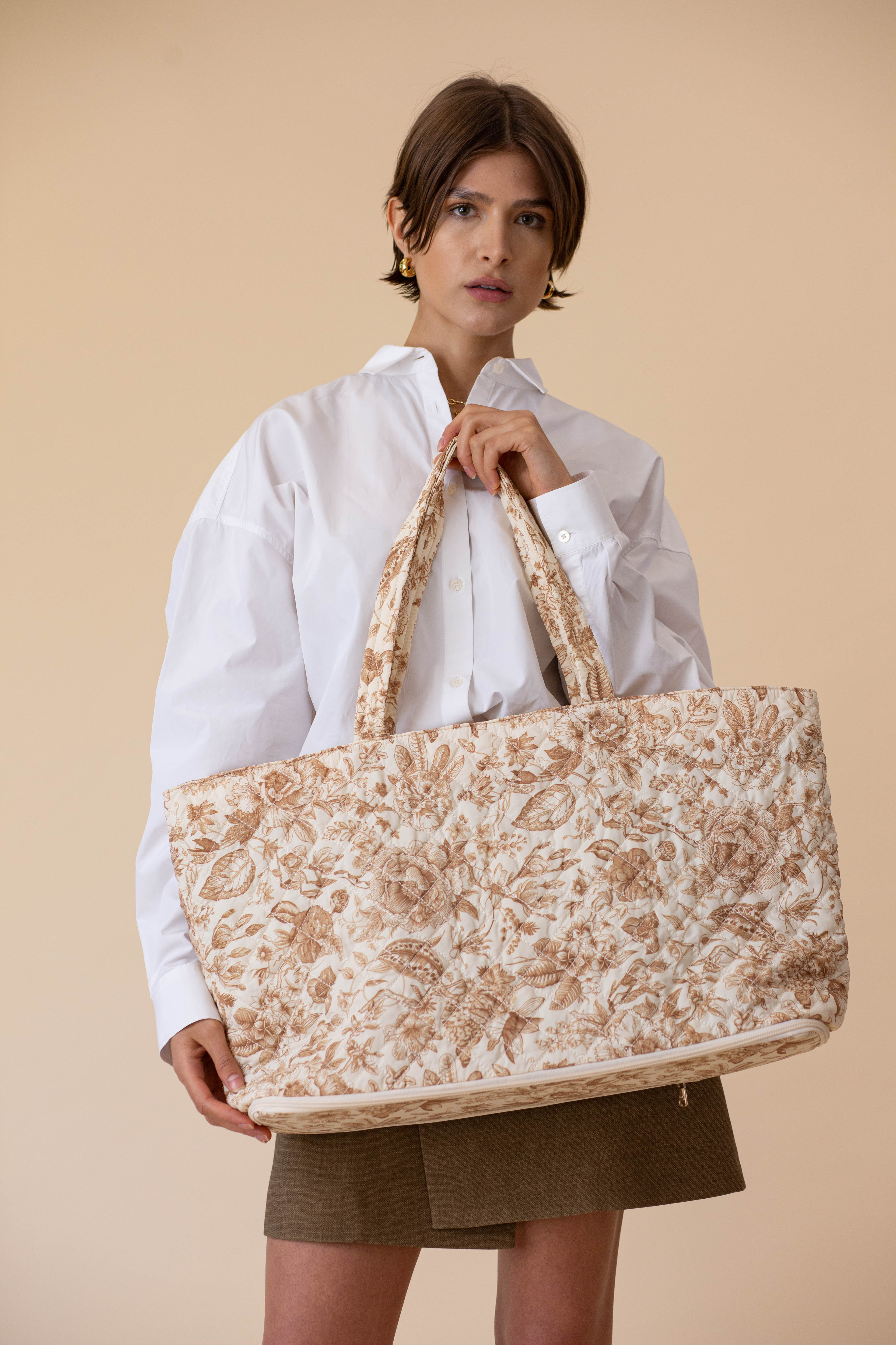Quilted Expandable Tote – Toile Print