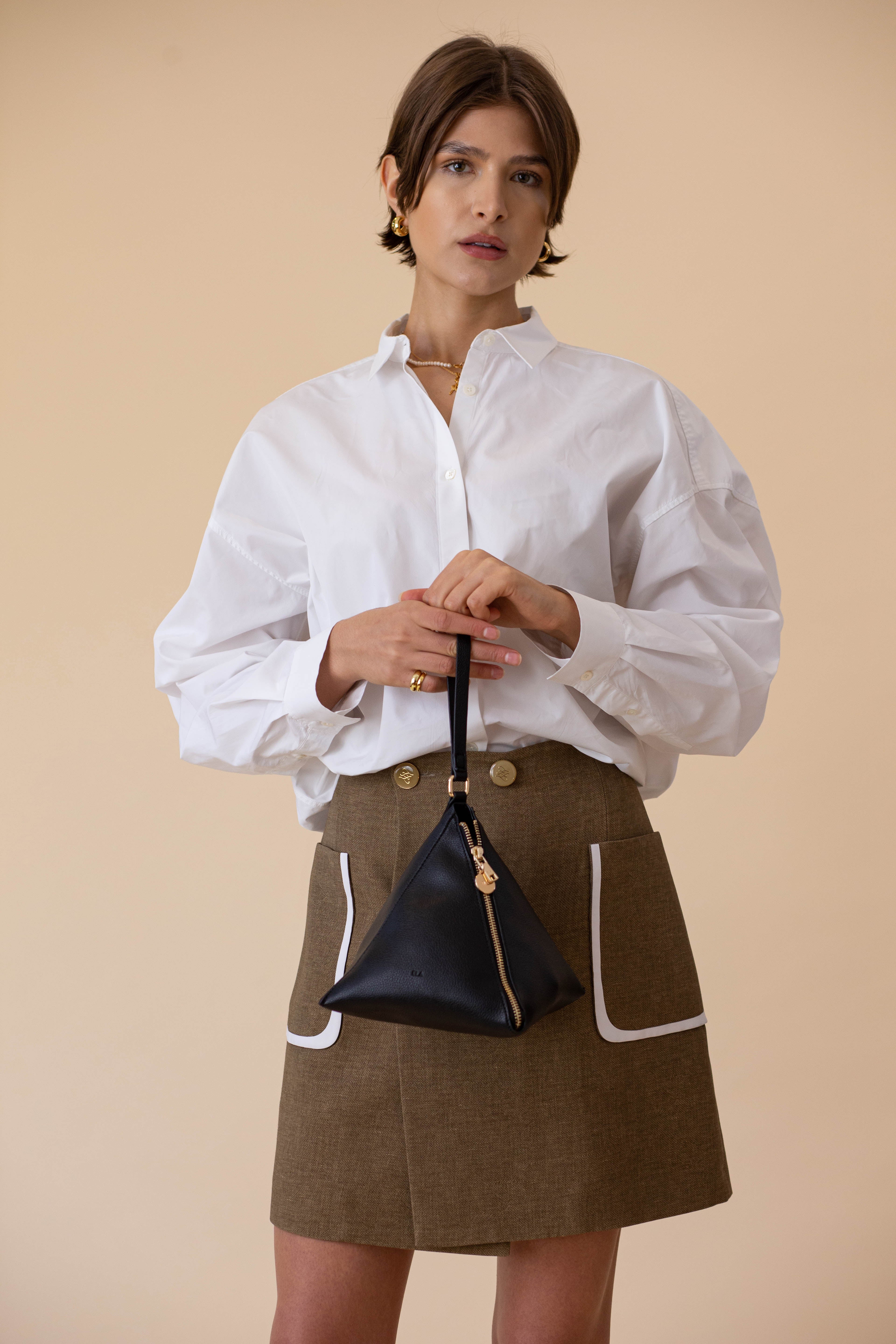 Pyramid Clutch - Black Pebble