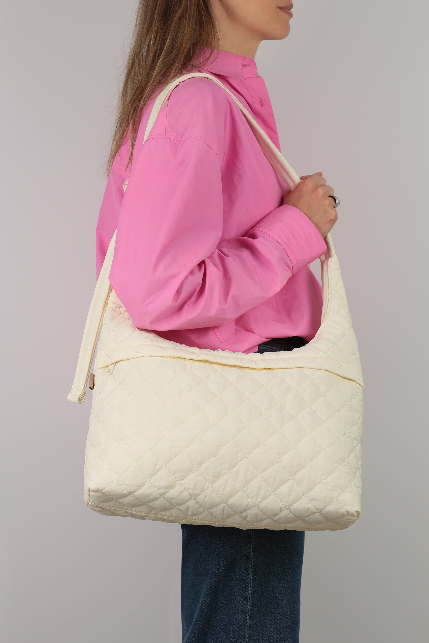 ela x Jillian Harris - Oversized Crossbody Bag - Cream