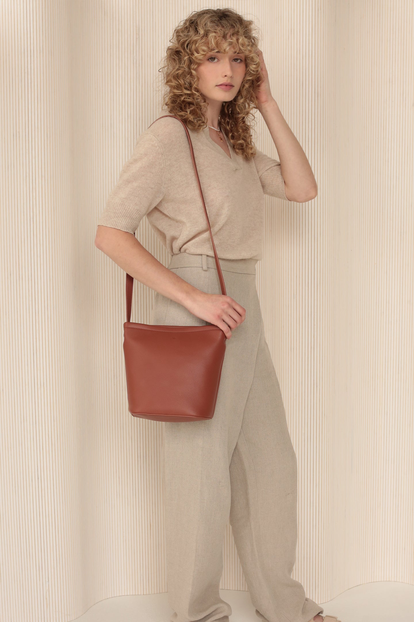 Mini Mia Bucket Bag - Walnut Pebble
