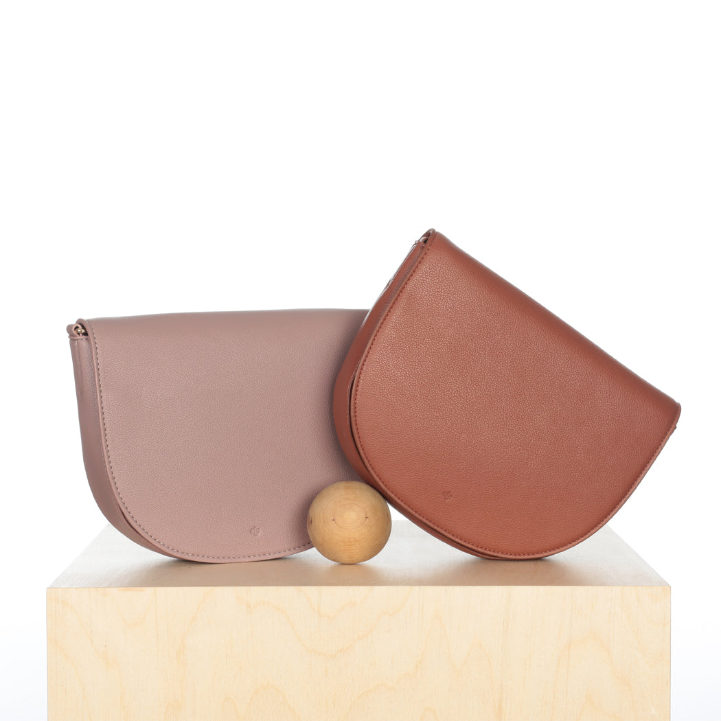 Saddle Bag - Walnut Pebble (Gold Hardware)