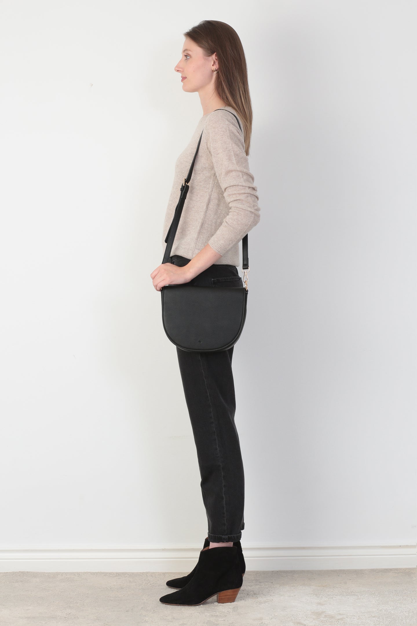 Saddle Bag - Black Pebble with Gold Hardware