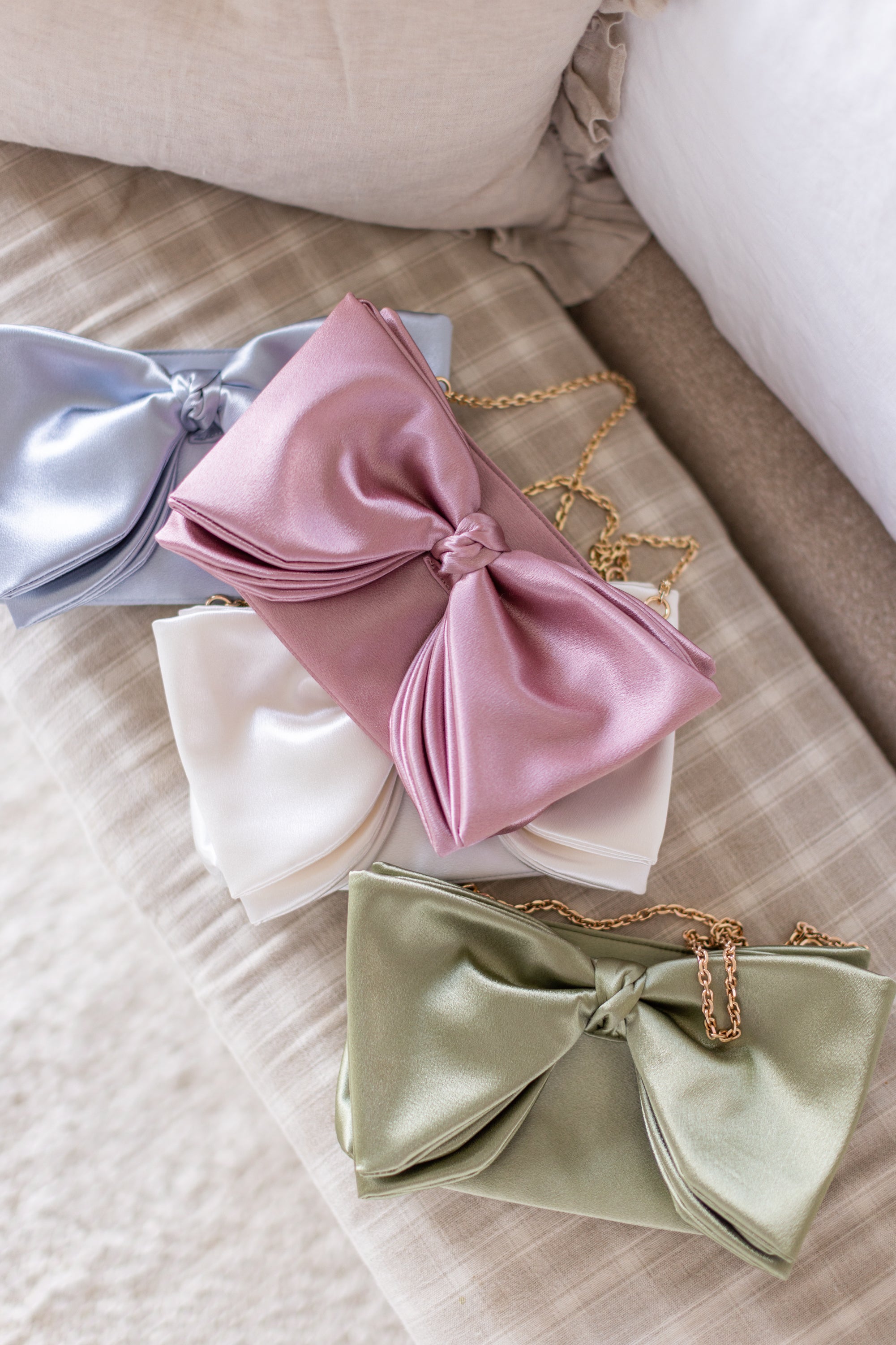 ela x Jillian Harris - Bow Clutch - Green