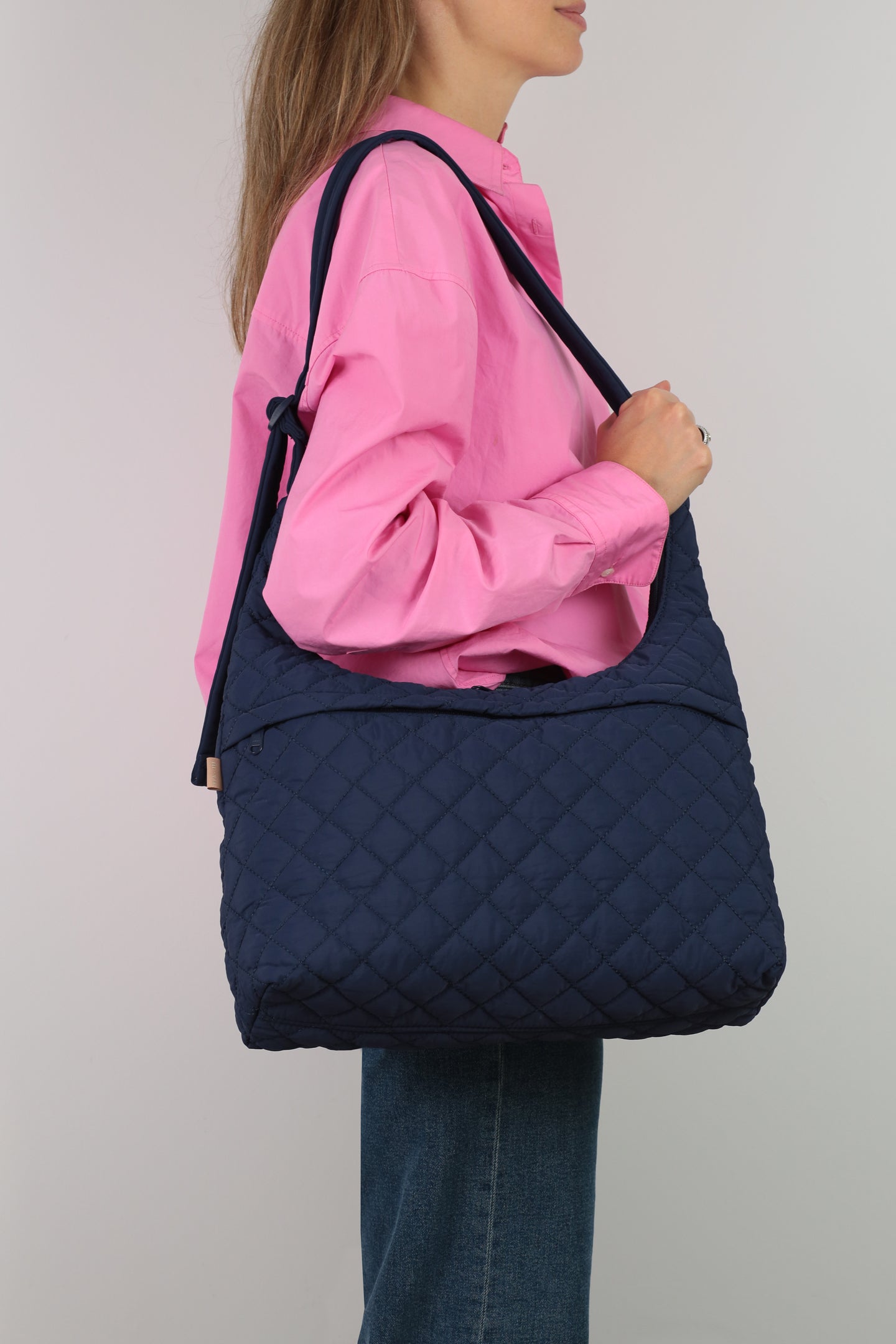 ela x Jillian Harris - Oversized Crossbody Bag - Navy