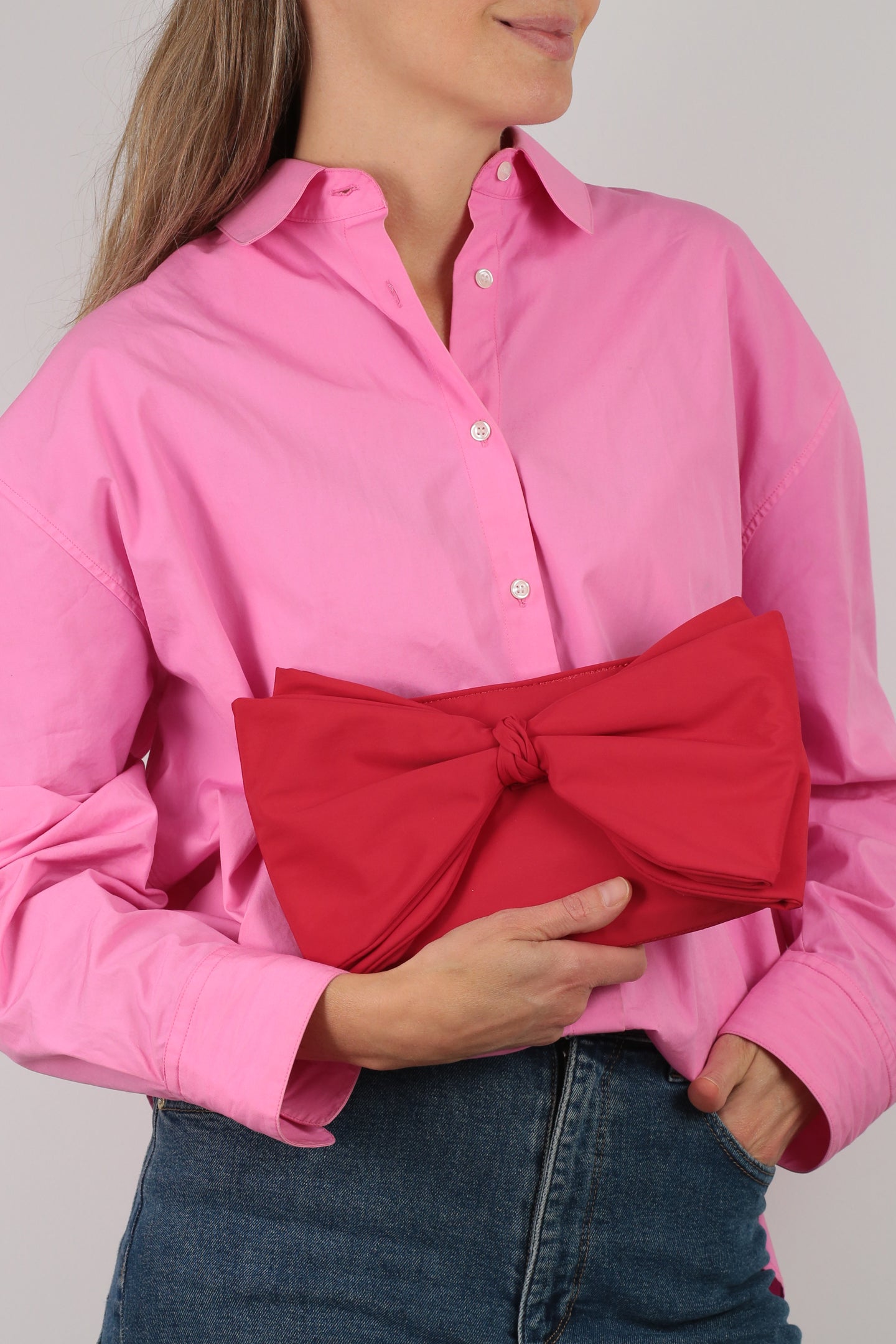 ela x Jillian Harris - Bow Clutch - Red