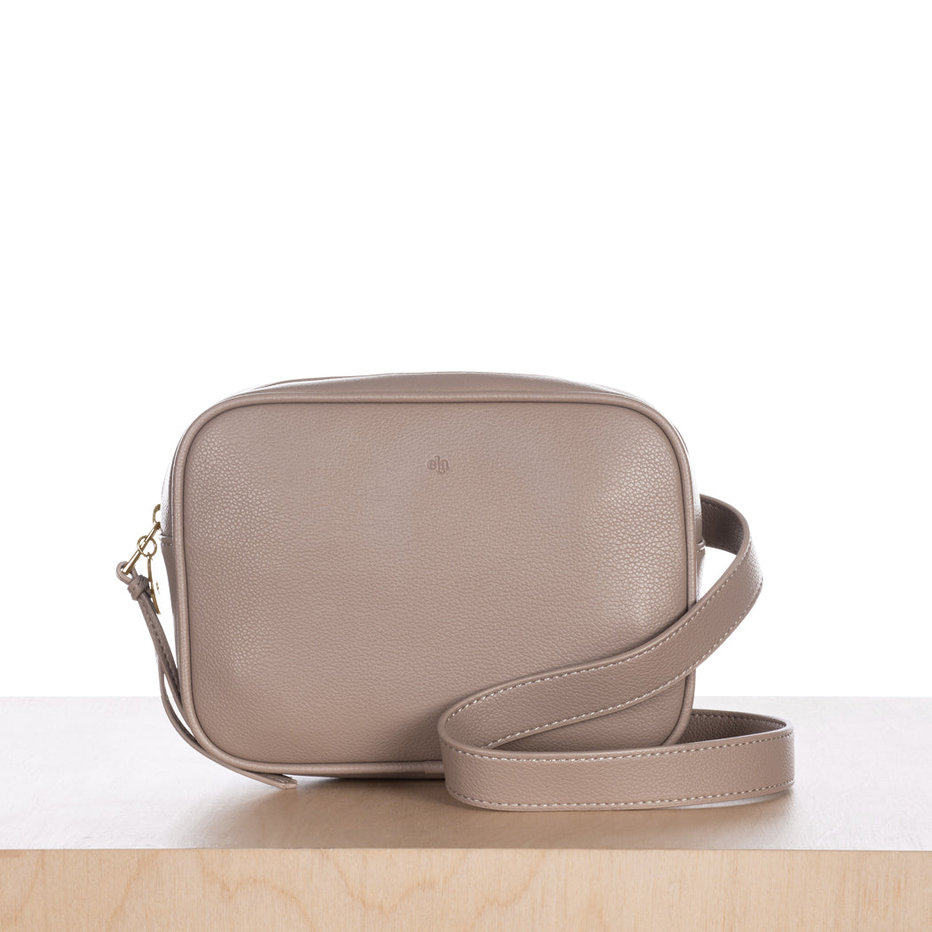 Belt Bag – Taupe Pebble with Gold Hardware