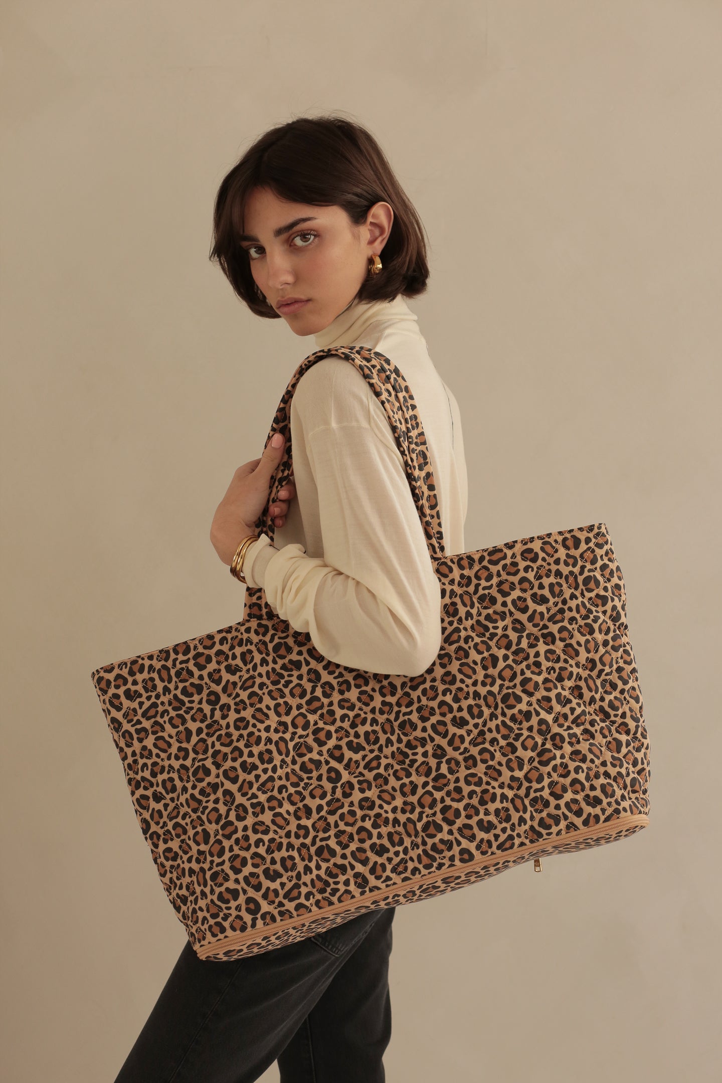 Quilted Expandable Tote –  Leopard Print