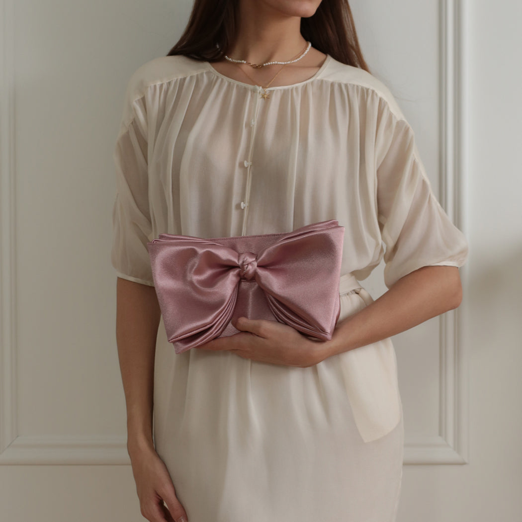 ela x Jillian Harris - Bow Clutch - Pink
